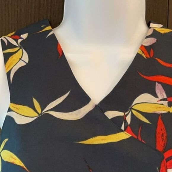 Rachel Roy Asymmetrical Floral Top - Picture 6 of 16